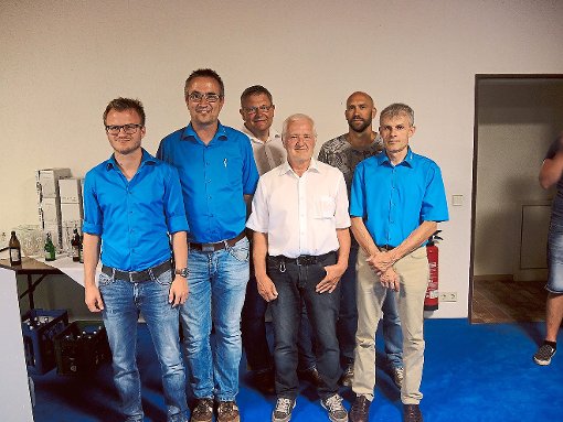 FC-Vorstand (von links): Matthias Rauber, Mathias Dorn, Peter Buchholz, Bernd Scherer, Jo Wöhrle, Bertram Deck Foto: Jehle Foto: Schwarzwälder-Bote
