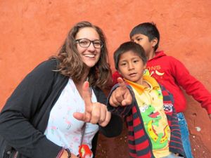 Jule Becker kümmerte sich ein Jahr lang um die Kinder im Heim Casa Verde. Über die Zeit schloss sie viele Freundschaften.  Foto: privat