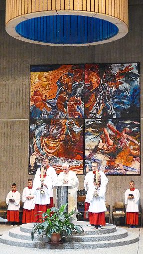 Pfarrer Gerhard Koppelstätter hielt im Festgottesdienst zum Patrozinium in Hornberg eine beinahe flammende Predigt, bei der er auch die Amtskirche kritisierte. Foto: Dorn