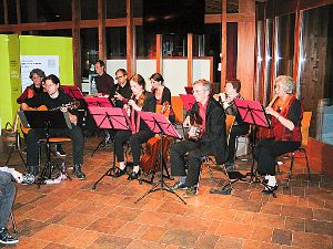 Musikalisch stimmig eingefasst wurde die Lesung von Primavera, einem Ensemble der Musikschule Offenburg. Foto: Jehle