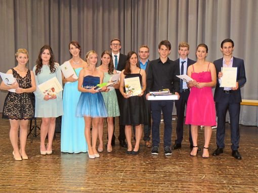 Zahlreiche Preisträger gab es am Clara-Schumann-Gymnasium zu küren.  Foto: Bohnert-Seidel