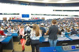 Mehrfach gut gefüllt war der Plenarsaal des europäischen Parlaments in Straßburg während des Tags der offenen Tür.   Foto: Schauer