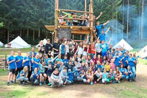 Wie eine Großfamilie: Die Teilnehmer des diesjährigen Zeltlagers der KJG Kappel-Grafenhausen hatten gemeinsam viel Spaß zwischen Görwihl und Strittmatt im Schwarzwald. Foto: KJG