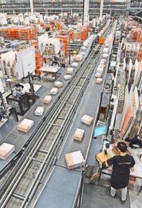 Im Erfurter Logistikzentrum fahren schon Tausende Pakete pro Tag über das Band.Foto: Schutt/IGZ Foto: Lahrer Zeitung