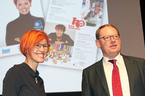 Kati Wilhelm mit Helmut Becker, Vorstandsvorsitzender der Sparkasse Offenburg/Ortenau  Foto: Achnitz