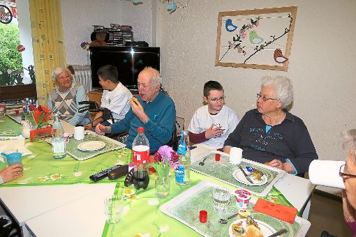 Das Emmaus-Pflegeheim in Friesenheim hat fünf Jungen aus Kippenheim die Möglichkeit gegeben die Berufe in der Pflege kennen zu lernen.  Foto: Bohnert-Seidel