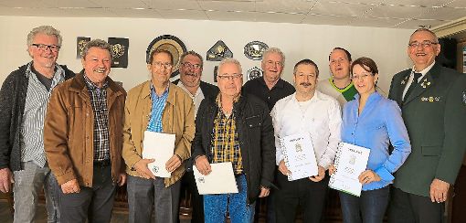 Die Grafenhausener Schützen ehrten viele Mitglieder für langjährige Treue zum Verein.  Foto: dec