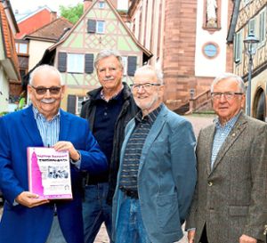 Gehen gemeinsam neue Wege (von links). Paul Jensen, Wolfgang Ewald, Ernst Scholz und Eugen Weber von den Musikfreunden.  Foto: Birkle