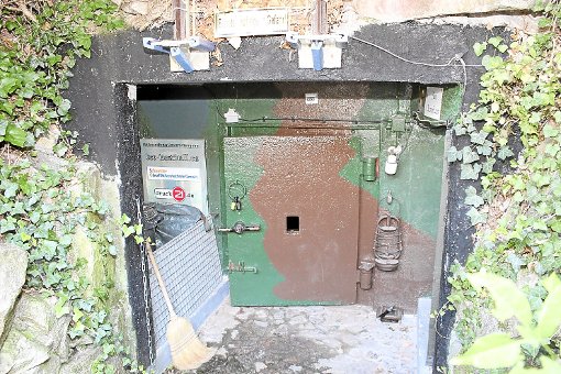 Ein unscheinbarer Eingang: Im Altenheimer Bunker ist morgen eine Sonderausstellung zu sehen. Foto: Würth Foto: Lahrer Zeitung