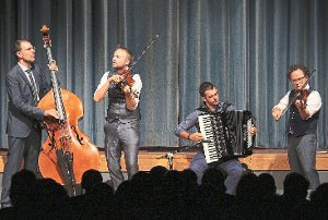 Das Quartett Uwaga spielt eine Melange aus klassischer Kammermusik, Jazz und Balkan-Rhythmen. Foto: Haberer Foto: Lahrer Zeitung