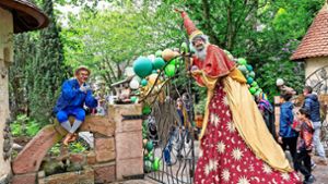 Auf Besucher warten lebendige Märchenfiguren. Foto: Europa-Park