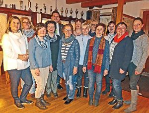Gabi Haas (zweite von rechts) gab ihren Posten als Vorsitzende der Landfrauen an Judith Jörke (rechts) ab.   Foto: Haas