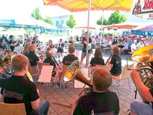 Auch das Jugendorchester unterhielt beim Platzkonzert. Foto: Meier Foto: Lahrer Zeitung