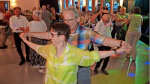 „Tanz in den Mai“: Mit Boogie-Woogie und Jive tanzte sich Gutach in den neuen Monat