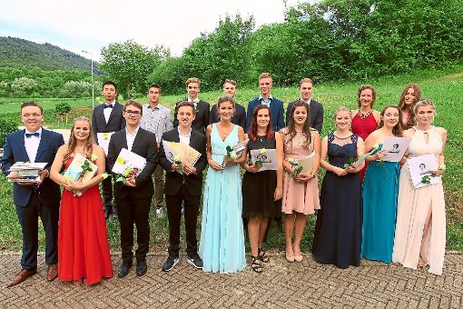 Aufstellen zum Gruppenbild: die Preisträger unter sich. Foto: Bohnert-Seidel