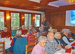 Alois Schoch blickt auf  das Vereinsleben mit den Anhängern des Seniorenwerks zurück.  Foto: Haas Foto: Schwarzwälder-Bote