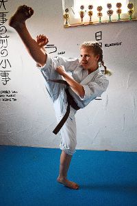 Pia Ritter hat sich dem Karatesport verschrieben.    Foto: Privat