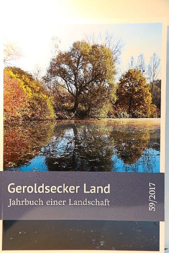Ein besonderer Dokumentenspeicher: das Jahrbuch Geroldsecker Land  Foto: Birkle Foto: Lahrer Zeitung