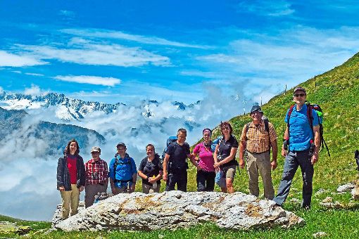 Eine Gruppe des Schwarzwaldvereins Oberwolfach hat eine Tour zum Gotthardmassiv in die Schweiz unternommen. Sorgsam geplant hatte Erich Schillinger diese Tour, dem die Teilnehmer hinterher großen Dank zollten.   Foto: Haas