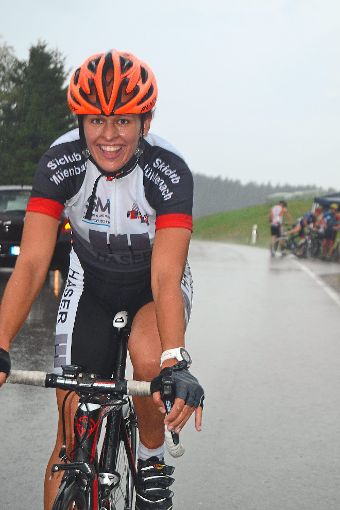 Die 21-jährige Ann-Cathrin Uhl sorgte mit dem Tagessieg beim Bergzeit-Radrennen des SC Vöhrenbach im Linachtal für eine angenehme Überraschung.   Foto: Junkel