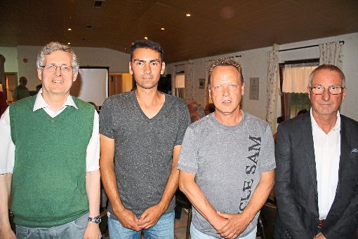 Martin Maier (von rechts) führt die SVK-Riege auch in den kommenden zwei Jahren. Unterstützt wird er von Michael Ilter, Philipp Zeiser und Thomas Bilharz.    Foto: Schnabl
