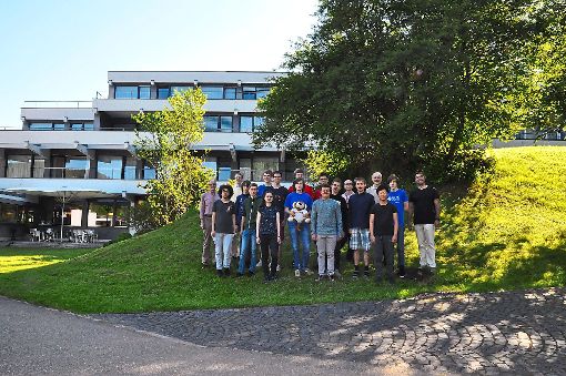 16 Schüler nahmen an der diesjährigen Endrunde des IMO-Auswahlwettbewerbs beim MFO in Oberwolfach teil.   Foto: Steitz