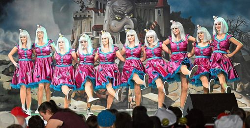 Einen begeisternden Auftritt legten nicht nur die Tänzerinnen des Hexenballetts auf die Bühne. Fotos: Decoux-Kone Foto: Lahrer Zeitung