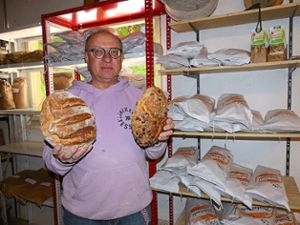 Ein Bäcker ist Klaus Oberle zwar nicht, dafür gehört das Brotbacken zu seiner Leidenschaft. 1993 hat er die Friesenheimer Mühle übernommen. Foto: Bohnert-Seidel