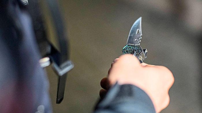 Überfall in Friesenheim: Räuber mit Messer erbeutet mehrere Hundert Euro