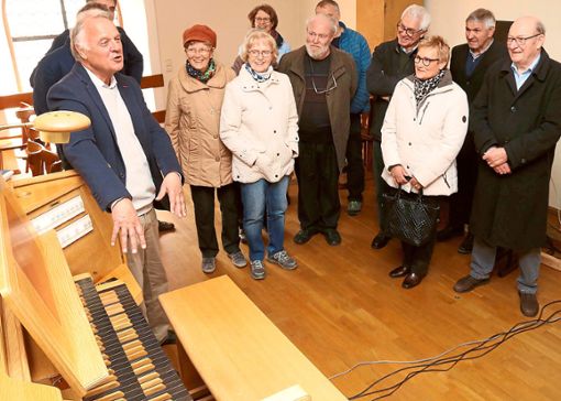 In der St. Marien-Kirche gab Werner Veith eine Einführung in die neue elektronische Orgel Organum II. Fotos: Birkle Foto: Lahrer Zeitung