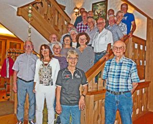 Für ihre langjährige Treue im Schwarzwaldverein wurden einige Oberwolfacher Vereinsmitglieder von den Vorstandsmitgliedern geehrt. Foto: Haas