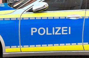 Die Polizei sucht Zeugen für den Einbruch in die Apotheke in der Hauptstraße Grafenhausen. Foto: Röckelein