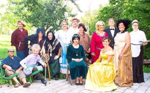 Die Kostüme sitzen: Die Theatergruppe aus Schweighausen Foto: privat Foto: Lahrer Zeitung