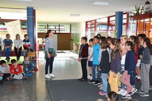 Mit Liedern in zwei Sprachen begrüßten sich die Kinder gegenseitig. Foto: Mutz Foto: Lahrer Zeitung