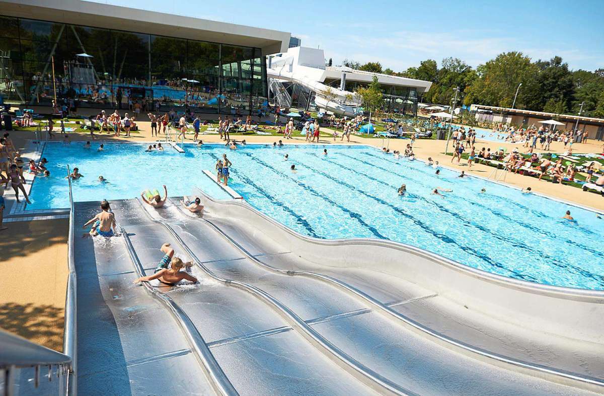 Das Freizeitbad Offenburg reagiert auf die Energiekrise und senkt die Beckentemperatur. Foto: Stadt Offenburg