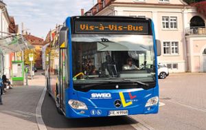 Verbindung über den Rhein hinweg: Der Vis-à-Vis-Bus startet am Samstag, 25. Mai,  in die  neue Saison. Foto: SWEG