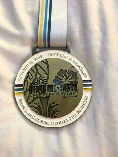 Eine solche Medaille bekommen alle Finisher auf Hawaii.  Foto: Privat Foto: Lahrer Zeitung