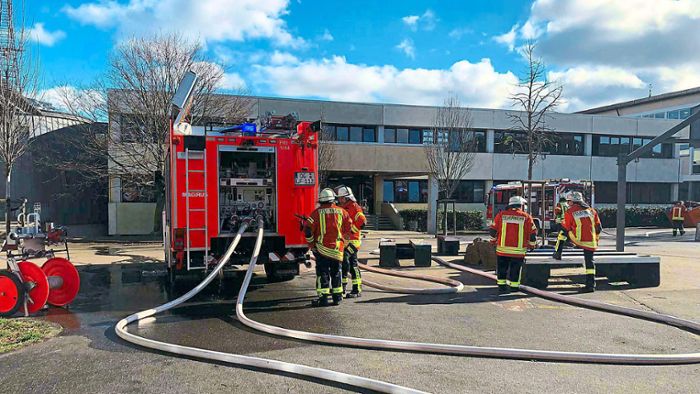 Brand an Friesenheimer Schule: Einsatz des Hausmeisters verhindert Schlimmeres
