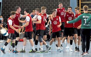 Die A-Junioren der SG Ottenheim/Altenheim feiern ihren Sieg in der Quali-Runde zur Bundesliga gegen den TuS Schutterwald.Foto: Wendling Foto: Lahrer Zeitung