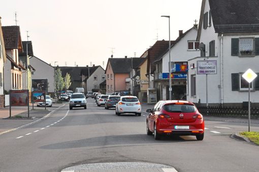 22 000 Autos täglich: Vor allem Kippenheim ruft nach einer Entlastung vom B 3-Verkehr. Foto: Archiv - Bender