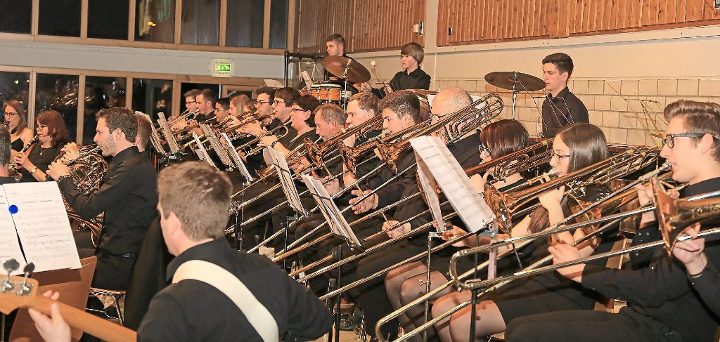 Reihenweise gute Leistungen zeigte das Blasorchester der Musikkapelle Grafenhausen bei seinem Frühjahrskonzert in der Festhalle.