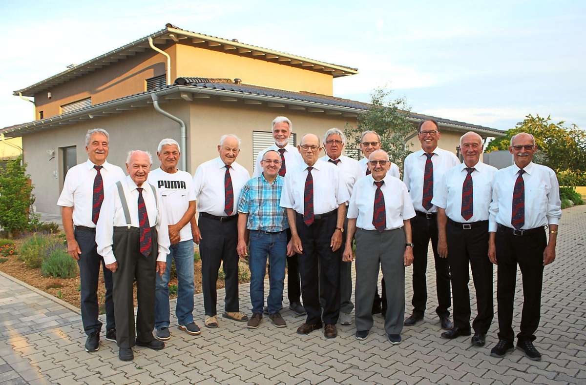 Ein letztes Foto von den Mitgliedern des Ringsheimer Männergesangvereins mit dem stellvertretenden Vorsitzenden Günter Feist (Dritter von rechts)
