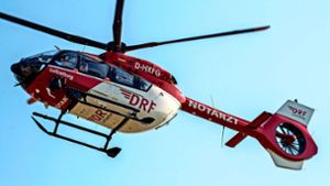 In Klinik geflogen: Mann wird bei Unfall mit 40-Tonner im Kehler Hafen schwer verletzt