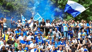 Oberachern holt den Pokal: 2000 Zuschauer feiern Fußballfest beim Finale in Lahr
