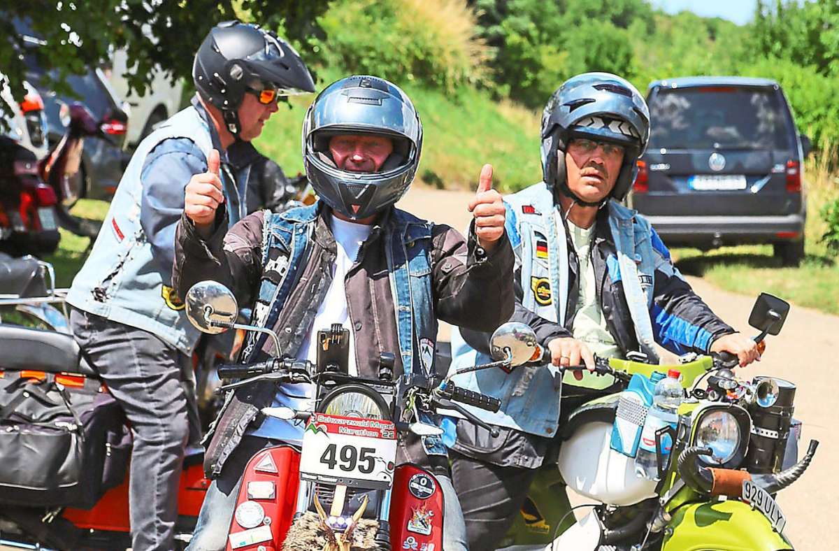 Münchweier stand am Wochenende ganz im Zeichen des Moped-Marathons: Mehr als 700 Fahrer kamen mit ihren Maschinen in den Ort.