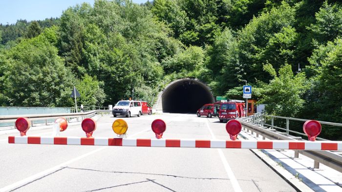 Wolfacher Tunnel gesperrt: Schmorbrand sorgt für Kopfzerbrechen