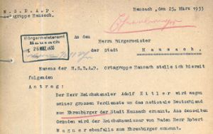 Am 25. März wurde der Antrag gestellt, nur zwei Tage später wurde die Ehrenbürgerschaft verliehen. Repro: Hensle Foto: Schwarzwälder Bote