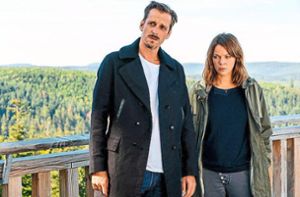 Jessica Schwarz und Max von Thun kehren Ende des Monats für zehnwöchige Dreharbeiten nach Freudenstadt zurück. Foto: Maor Waisburd/ZDF