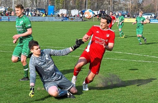 Torschütze Bastian Bodnik (in Rot) war beim 1:0-Sieg des SC Kappel gegen Grafenhausen der Derbyheld. Foto: Wendling