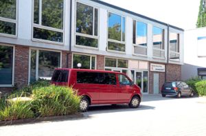 Bilden die Otto-Hahn-Realschule (oben) und die Theodor-Heuss-Werkrealschule  bald eine Verbundschule? Das Schulamt und die beiden Einrichtungen würden das begrüßen. Foto: Baublies
